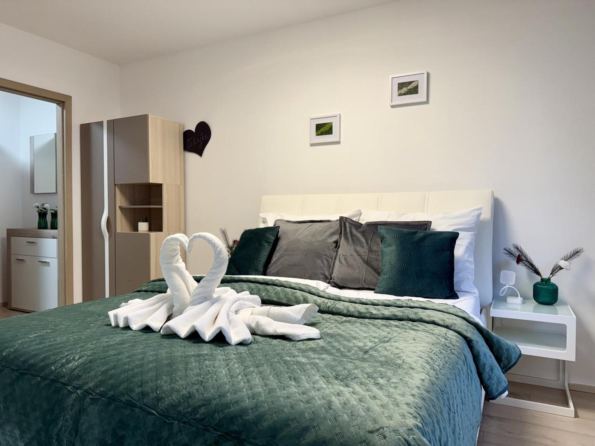 Apartmany New Forest Retreat - U Lesa, S Parkovanim, 300Mbit Internet Jeseník Exterior foto